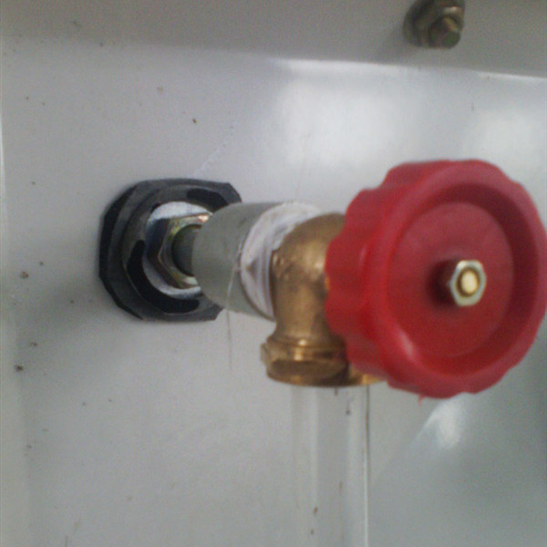 為什么不銹鋼水箱要開溢流口及溢流口的作用