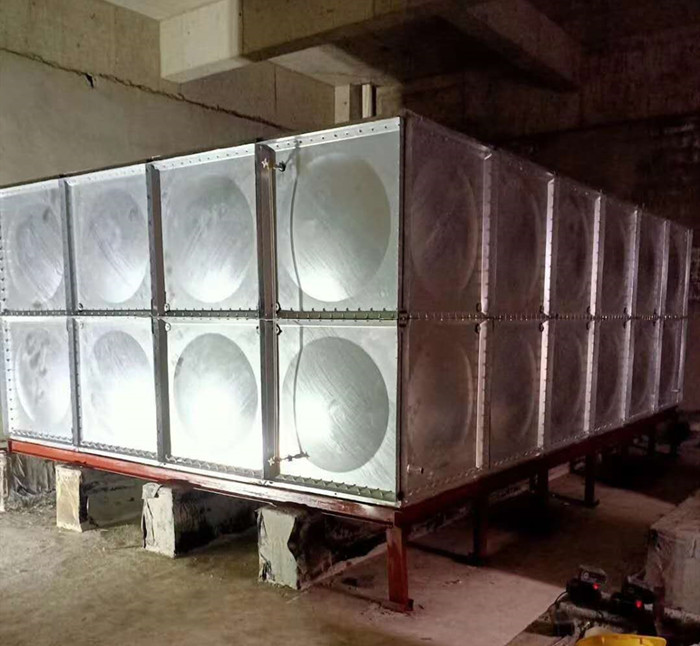 為什么鍍鋅水箱要比裝配式搪瓷鋼板水箱更受歡迎？