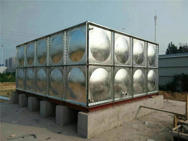 鍍鋅水箱供水系統(tǒng)的注意事項(xiàng)