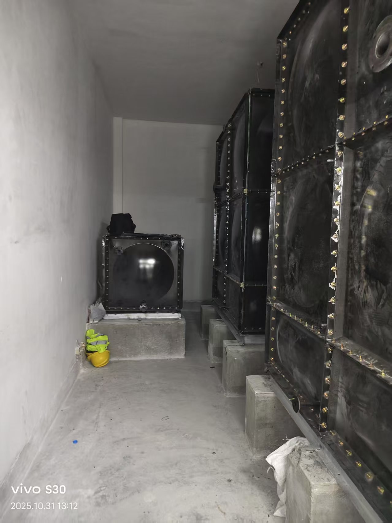 寧波市海韻生態(tài)人防油箱搪瓷油箱