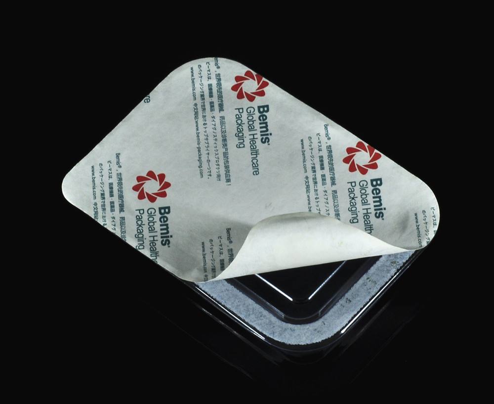 醫(yī)療器械使用的透明吸塑盒與蓋材是怎么密封上去的呀？