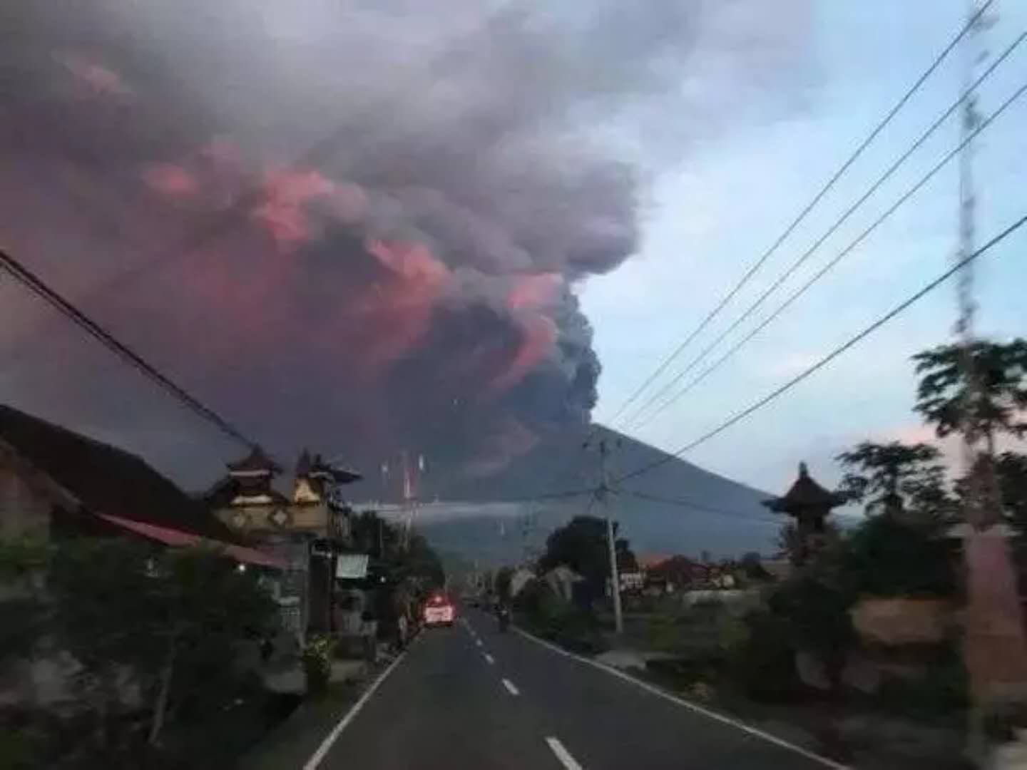 巴厘島火山爆發(fā)｜有一種企業(yè)責(zé)任感叫“中國救援”